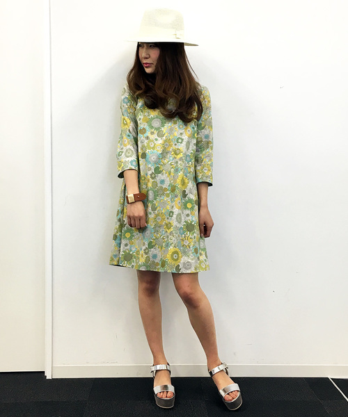 N.(N. Natural Beauty Basic)(エヌエヌナチュラルビューティーベーシック)の「《LIBERTY PRINT》Small Susannna ワンピース(ワンピース・レディース・パープル/イエロー・MEDIUM)」の4枚目の写真