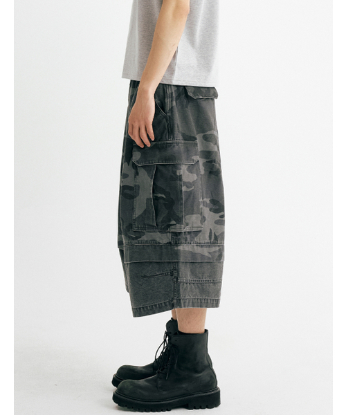 THEN OUR(デンアワー)の「レイヤードカーゴバミューダパンツ(チャコール)(その他パンツ・メンズ・その他・LARGE/MEDIUM/X-LARGE)」の8枚目の写真