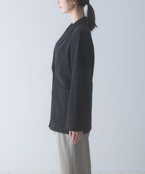 URBAN RESEARCH ROSSO WOMEN(アーバンリサーチ ロッソ)の「メモリーネットライトジャケット(テーラードジャケット・レディース・ベージュ系その他/ブラック・FREE)」の8枚目の写真
