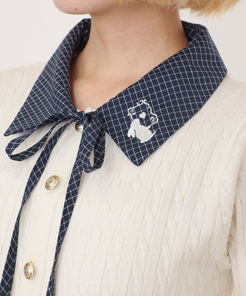 axes femme POETIQUE(アクシーズファムポエティック)の「うさぎ刺繍襟付きニットプルオーバー(ニット/セーター・レディース・ホワイト/サックスブルー/ワイン・MEDIUM)」の9枚目の写真
