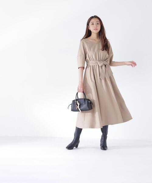 NATURAL BEAUTY BASIC（ナチュラルビューティーベーシック）の「ランタンスリーブフレアワンピース（ワンピース・レディース・ベージュ系その他/ネイビー/キャメル・SMALL/MEDIUM）」の5枚目の写真