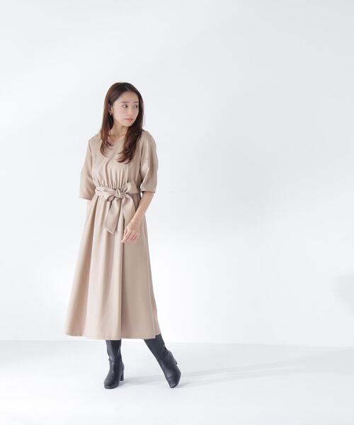 NATURAL BEAUTY BASIC（ナチュラルビューティーベーシック）の「ランタンスリーブフレアワンピース（ワンピース・レディース・ベージュ系その他/ネイビー/キャメル・SMALL/MEDIUM）」の7枚目の写真