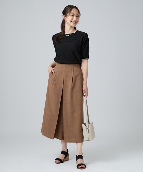 SHOO・LA・RUE(シューラルー)の「【通気性〇/S-LL】スカート見えで足首すっきり麻調タックキュロットパンツ(その他パンツ・レディース・ブラック/ダークブラウン・03/04/02/01)」の12枚目の写真