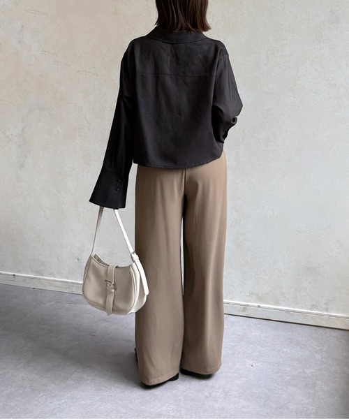 Thevon(ゼボン)の「シアー切替デニムライクショートシャツ(シャツ/ブラウス・レディース・インディゴブルー/ブラック・FREE)」の9枚目の写真