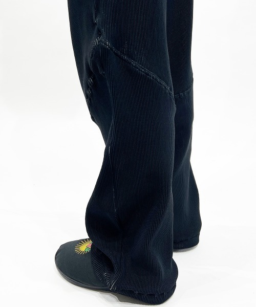 Beyond Basics(ビヨンド ベーシックス)の「ISA BOULDER / BLAZE PANTS(その他パンツ・メンズ・ブラック・MEDIUM)」の4枚目の写真