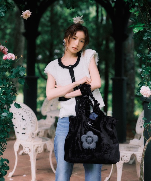 MARY QUANT(マリークワント)の「【MARY QUANT×VIS】配色フリンジベスト(ベスト・レディース・ブラック/オフホワイト・FREE)」の6枚目の写真
