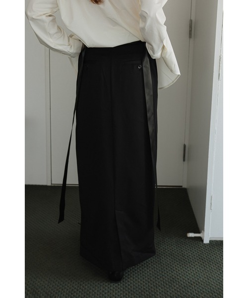 tento(テント)の「Front-Zip Slit Maxi Skirt(スカート・レディース・グレー/ブラック・38/36)」の5枚目の写真