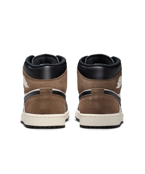 NIKE(ナイキ)の「JORDAN BRAND AIR JORDAN 1 MID DQ8426-007(スニーカー・メンズ・ブラウン・26.5cm/27cm/27.5cm/28cm)」の8枚目の写真