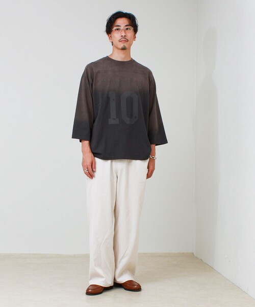 GLOSTER(グロスター)の「GOODNESS フェード フットボール 七分袖 Tシャツ(Tシャツ/カットソー・メンズ・レッド/チャコールグレー・S/M/L)」の7枚目の写真