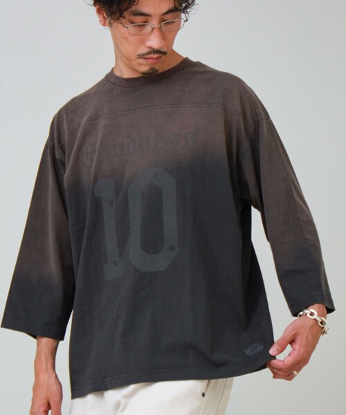 GLOSTER(グロスター)の「GOODNESS フェード フットボール 七分袖 Tシャツ(Tシャツ/カットソー・メンズ・レッド/チャコールグレー・S/M/L)」の9枚目の写真