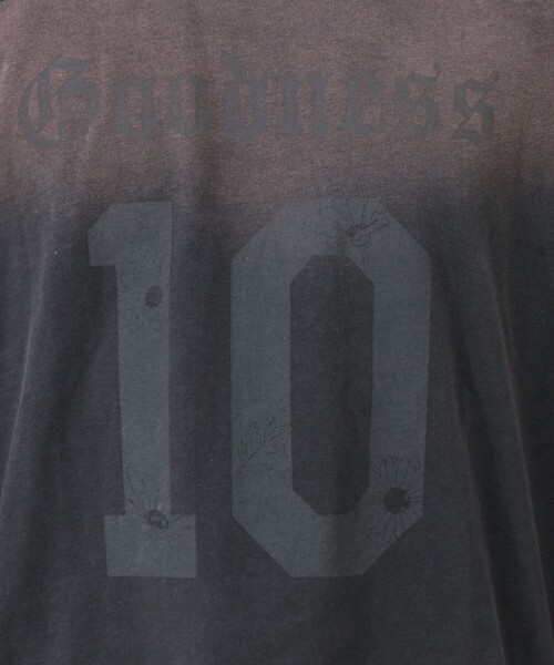 GLOSTER(グロスター)の「GOODNESS フェード フットボール 七分袖 Tシャツ(Tシャツ/カットソー・メンズ・レッド/チャコールグレー・S/M/L)」の14枚目の写真