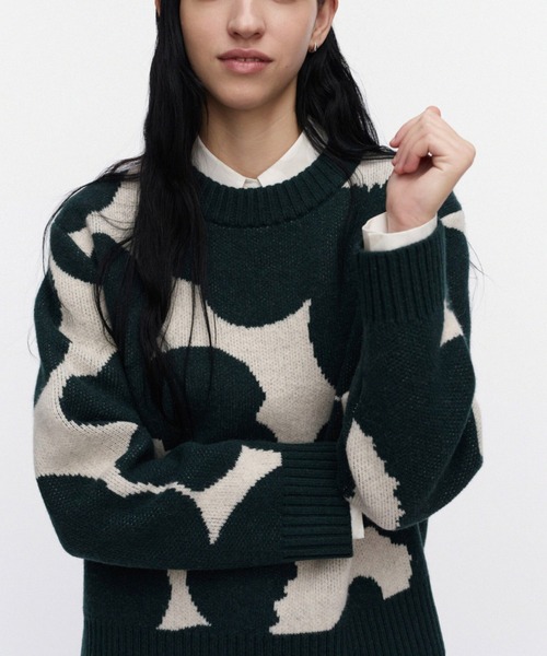 marimekko(マリメッコ)の「Virtaus Unikko / Pullover(ニット/セーター・レディース・ダークグリーン・XX-SMALL/X-SMALL/SMALL/MEDIUM/LARGE)」の4枚目の写真