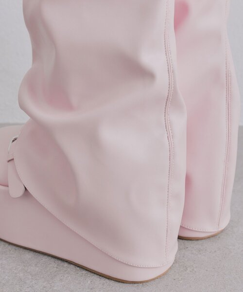 OLIVE des OLIVE(オリーブデオリーブ)の「【インフルエンサー企画】miko charm cover boots(ブーツ・レディース・ピンク/ブラック・LARGE/MEDIUM/SMALL)」の19枚目の写真