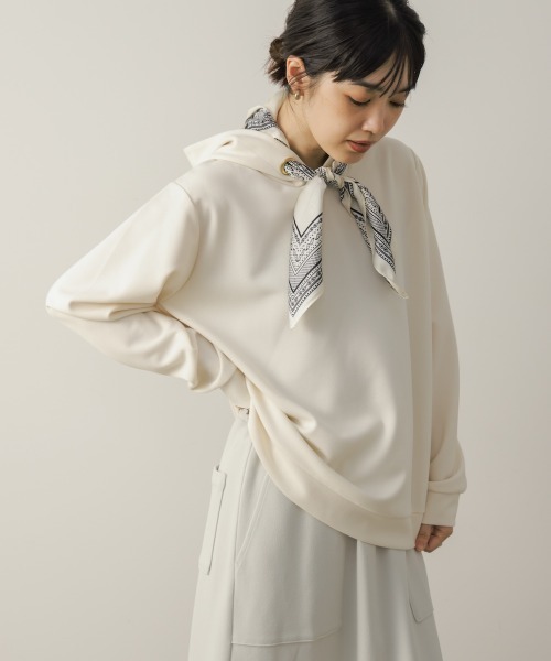 Bou Jeloud(ブージュルード)の「ダンボールツイルスカーフフーディ(Tシャツ/カットソー・レディース・アイボリー/グレー・FREE)」の6枚目の写真