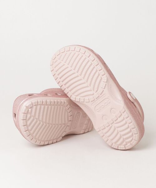 crocs（クロックス）の「crocs/クロックス CLASSIC GLITTER CLOG（サンダル・レディース・ピンク/ベージュ・22cm/23cm/24cm/25cm）」の4枚目の写真