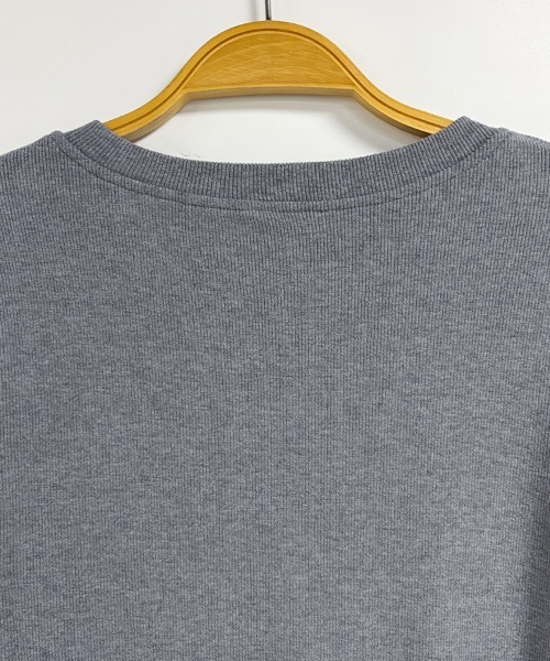 LEMOA(レモア)の「ヘンリーネック長袖リブカットソー レディース(Tシャツ/カットソー・レディース・ブラック/グレー/カーキ・MEDIUM/X-LARGE/LARGE)」の14枚目の写真