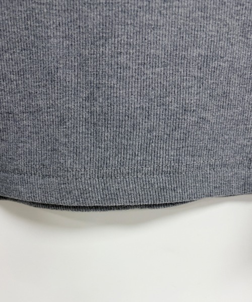 LEMOA(レモア)の「ヘンリーネック長袖リブカットソー レディース(Tシャツ/カットソー・レディース・ブラック/グレー/カーキ・MEDIUM/X-LARGE/LARGE)」の16枚目の写真