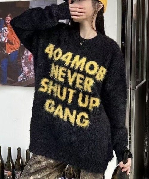 SHERU(シェル)の「スプレーグラフィックロゴシャギーニット オーバーサイズ(ニット/セーター・レディース・ホワイト/ブラック・M)」の5枚目の写真
