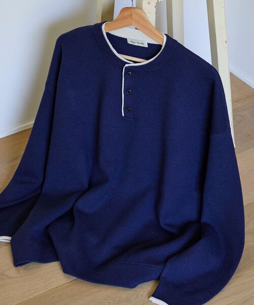 FREAK'S STORE(フリークスストア)の「限定展開 フェイクレイヤード 配色 ヘンリーネック ニット(ニット/セーター・メンズ・ネイビー/ブラック/ブラウン/チャコールグレー・MEDIUM/LARGE)」の13枚目の写真