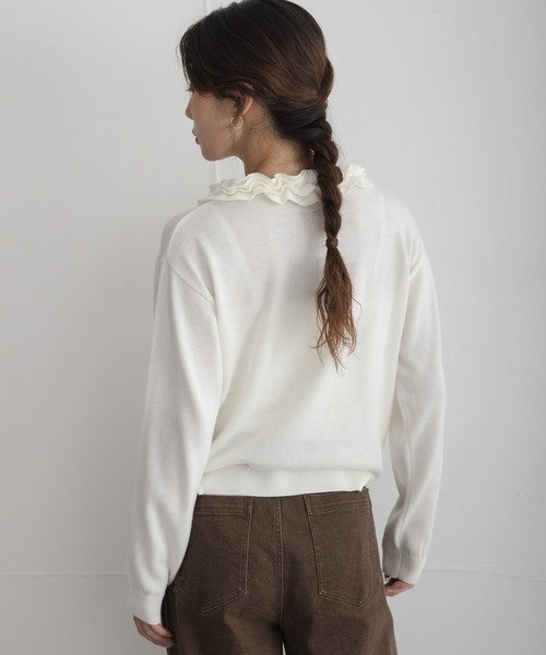 URBAN RESEARCH Sonny Label(アーバンリサーチサニーレーベル)の「『WEB限定』フロントフリルニットプルオーバー(ニット/セーター・レディース・ネイビー/チャコールグレー/オフホワイト・FREE)」の8枚目の写真