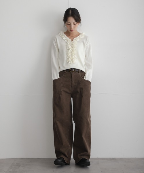 URBAN RESEARCH Sonny Label(アーバンリサーチサニーレーベル)の「『WEB限定』フロントフリルニットプルオーバー(ニット/セーター・レディース・ネイビー/チャコールグレー/オフホワイト・FREE)」の10枚目の写真