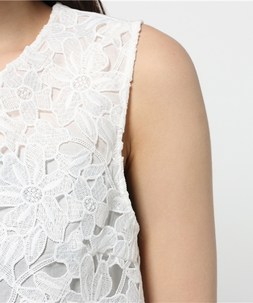 LBC（エルビーシー）の「レースノースリブラウス（シャツ/ブラウス・レディース・ネイビー/オフホワイト・LARGE/MEDIUM）」の7枚目の写真