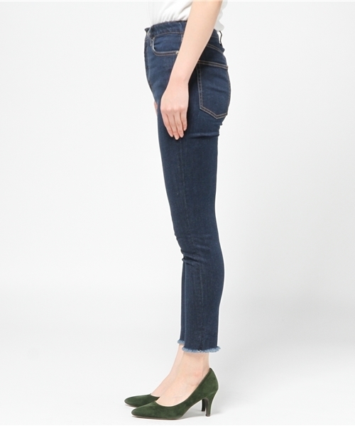 MOUSSY（マウジー）の「iSKO HW EMOTION fringe SKINNY2（デニムパンツ・レディース・ブルー/ライトブルー・27inch/26inch/23inch/24inch/25inch）」の4枚目の写真