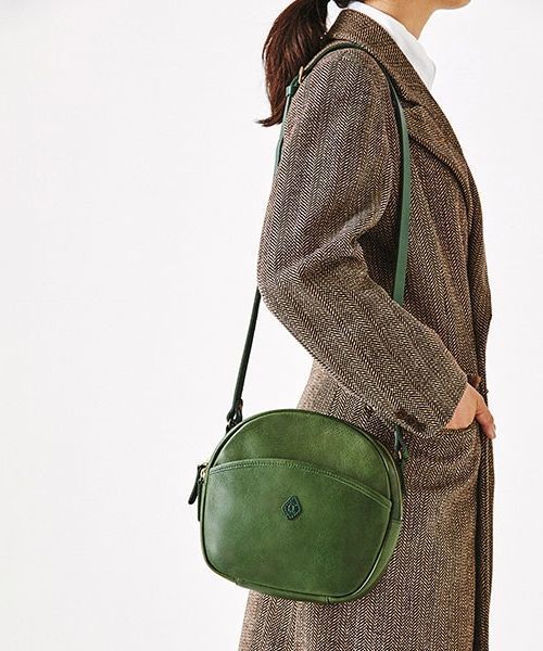 CLEDRAN(クレドラン)の「【本革】CL2496 ESCA SHOULDER(ショルダーバッグ・レディース・キャメル/レッド/ブラック/グリーン・FREE)」の16枚目の写真