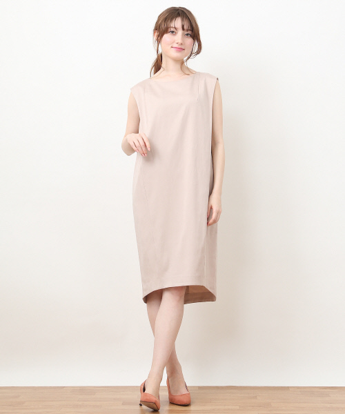 Rouge vif（ルージュヴィフ）の「シルキータックワンピース（ワンピース・レディース・チャコールグレー/ピンクベージュ・FREE）」の2枚目の写真