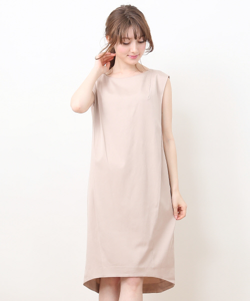 Rouge vif（ルージュヴィフ）の「シルキータックワンピース（ワンピース・レディース・チャコールグレー/ピンクベージュ・FREE）」の3枚目の写真