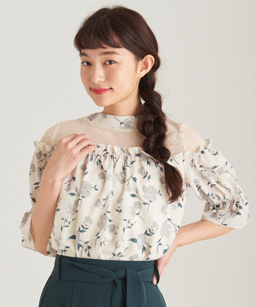 MAJESTIC LEGON（マジェスティックレゴン）の「【WEB限定価格】チュール×フラワーブラウス（シャツ/ブラウス・レディース・グリーン/アイボリー/ブラック・MEDIUM/SMALL）」の2枚目の写真