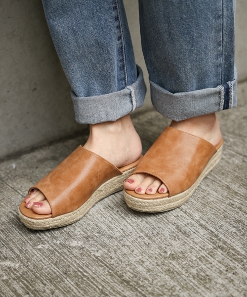 PAGEBOY(ページボーイ)の「ジュートウェッジサンダル(サンダル・レディース・キャメル/ブラック/オフホワイト・LARGE/MEDIUM)」の3枚目の写真