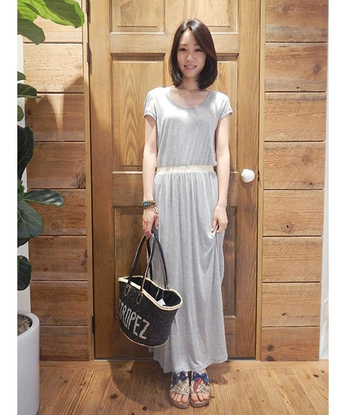 CIAOPANIC TYPY(チャオパニックティピー)の「ラメマキシワンピース(ワンピース・レディース・ホワイト/グレー・FREE)」の2枚目の写真