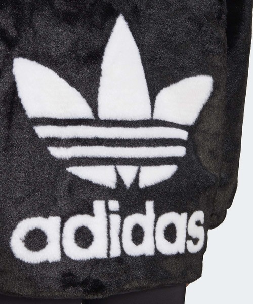 adidas（アディダス）の「ファージャケット [FUR JACKET] アディダスオリジナルス（ピーコート・レディース・ブラック・SMALL/MEDIUM/LARGE/X-SMALL/X-LARGE/XX-LARGE）」の9枚目の写真