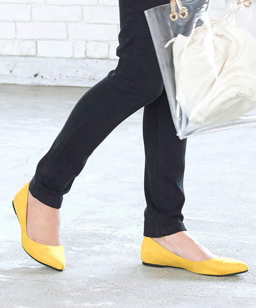 KOBE LETTUCE(コウベレタス)の「ビタミンカラーポインテッドトゥフラットパンプス(パンプス・レディース・グレイッシュベージュ/イエロー/オレンジ/グリーン/パープル/ブラック/シルバー/その他/パイソン・L/LL/M/S)」の6枚目の写真