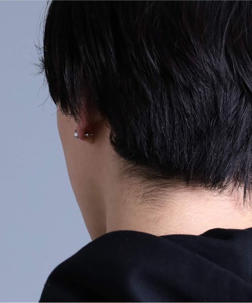 LION HEART(ライオンハート)の「【限定展開】“LH-1”スタッズピアス/スライス/サージカルステンレス(金属アレルギー対応)【LION HEART / ライオンハート】(ピアス(片耳用)・メンズ・ブラック/シルバー/ゴールド・ONE SIZE)」の12枚目の写真