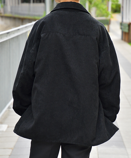 kutir（クティール）の「コーデュロイＣＰＯシャツジャケット(コーデュロイフラップポケットシャツブルゾン)（ブルゾン・メンズ・ブラック/ベージュ/グレー・MEDIUM/LARGE/X-LARGE）」の4枚目の写真