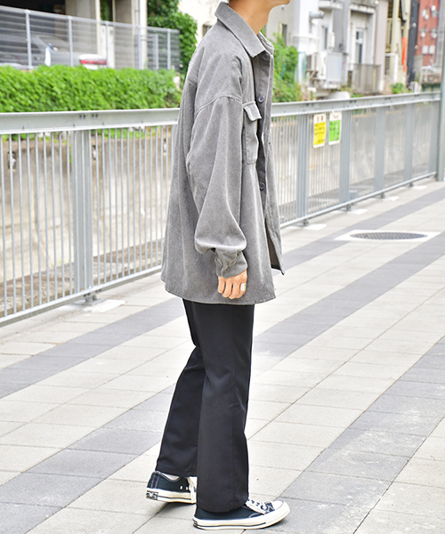 kutir（クティール）の「コーデュロイＣＰＯシャツジャケット(コーデュロイフラップポケットシャツブルゾン)（ブルゾン・メンズ・ブラック/ベージュ/グレー・MEDIUM/LARGE/X-LARGE）」の11枚目の写真