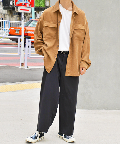 kutir（クティール）の「コーデュロイＣＰＯシャツジャケット(コーデュロイフラップポケットシャツブルゾン)（ブルゾン・メンズ・ブラック/ベージュ/グレー・MEDIUM/LARGE/X-LARGE）」の5枚目の写真