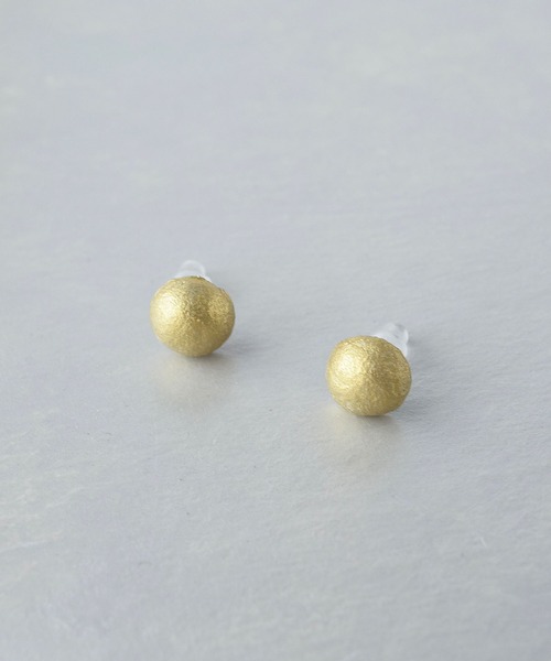 tone(トーン)の「【PAPER ART WORKS】cabochon S(ピアス(両耳用)・レディース・シルバー/ゴールド・FREE)」の1枚目の写真