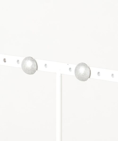 tone(トーン)の「【PAPER ART WORKS】cabochon S(ピアス(両耳用)・レディース・シルバー/ゴールド・FREE)」の10枚目の写真