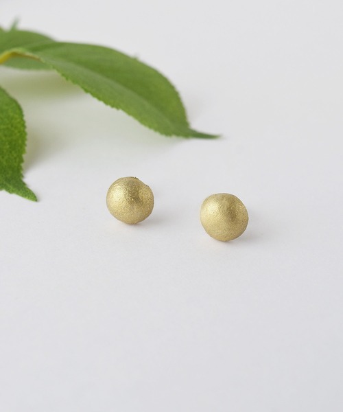 tone(トーン)の「【PAPER ART WORKS】cabochon S(ピアス(両耳用)・レディース・シルバー/ゴールド・FREE)」の7枚目の写真