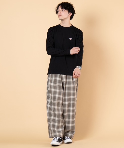 Dickies(ディッキーズ)の「∴WEGO/Dickies別注ワッペン刺繍ロンT(Tシャツ/カットソー・メンズ・ベージュ/ブラック/ホワイト・MEDIUM/LARGE)」の6枚目の写真