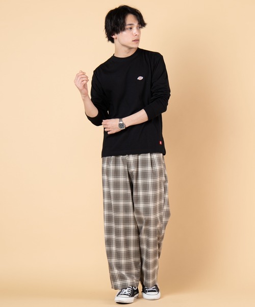 Dickies(ディッキーズ)の「∴WEGO/Dickies別注ワッペン刺繍ロンT(Tシャツ/カットソー・メンズ・ベージュ/ブラック/ホワイト・MEDIUM/LARGE)」の9枚目の写真
