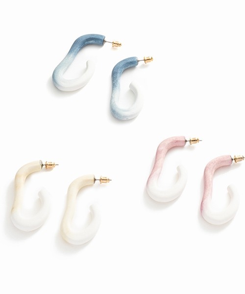 LAPUIS(ラピュイ)の「Lapuis(ラピュイ)ARITA Hoop Pierce A(ピアス(両耳用)・レディース・ブルー/ベージュ/ピンク・FREE)」の8枚目の写真