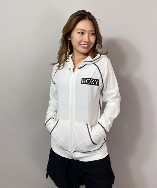 ROXY（ロキシー）の「ROXY/ロキシー  フード付きジップアップラッシュガード   RLY205023（ラッシュガード・レディース・ブラック/ホワイト/ブラック×ホワイト・S/M/L）」の2枚目の写真