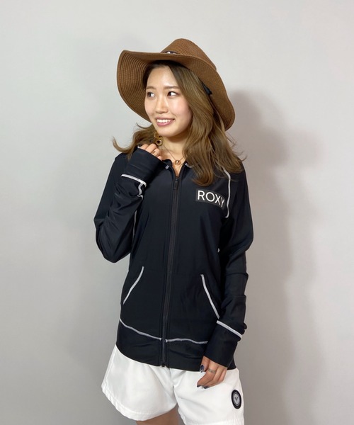 ROXY（ロキシー）の「ROXY/ロキシー  フード付きジップアップラッシュガード   RLY205023（ラッシュガード・レディース・ブラック/ホワイト/ブラック×ホワイト・S/M/L）」の5枚目の写真