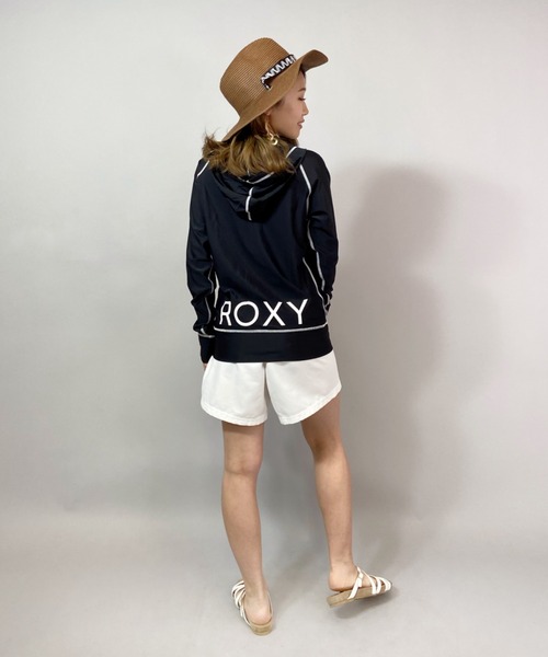ROXY（ロキシー）の「ROXY/ロキシー  フード付きジップアップラッシュガード   RLY205023（ラッシュガード・レディース・ブラック/ホワイト/ブラック×ホワイト・S/M/L）」の9枚目の写真
