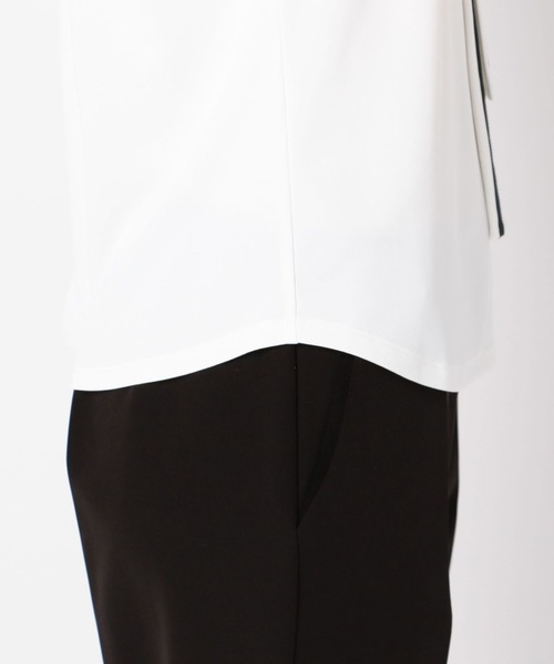 NARACAMICIE（ナラカミーチェ）の「グログランテープ使いカットソー（シャツ/ブラウス・レディース・ブラック/ホワイト/ブルー系その他・MEDIUM/LARGE）」の5枚目の写真