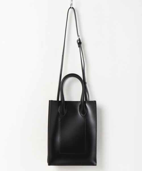 B.I.D.(ビーアイディー)の「《SOLPRESA》SQUARE FRINGE MINI TOTE(トートバッグ・レディース・ブラック/グレイッシュベージュ/ブラウン・FREE)」の7枚目の写真